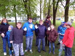 Uklízíme kolem sebe