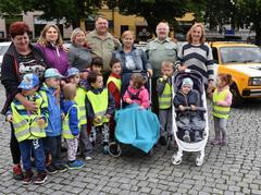 Opravdu pestrý pátek ve školce