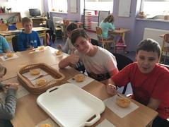 IV. třída vaří kdoule