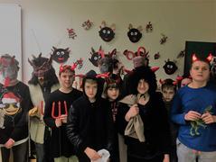 Mikuláš, anděl a čerti