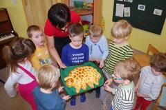 Pečení velikonočního beránka