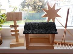 Vůni medu vystřídala vůně dřeva