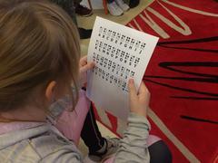 V knihovně bez očí