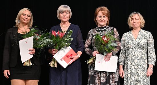 42.jpg, 550x298, 57.38 KB